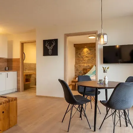 بيت ريفي Gaestehaus Kaltenbach ستوفت ام بريسغو