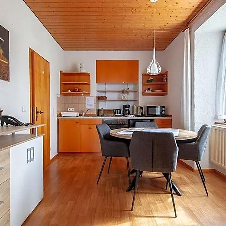 אורחן Gaestehaus Kaltenbach 3*
